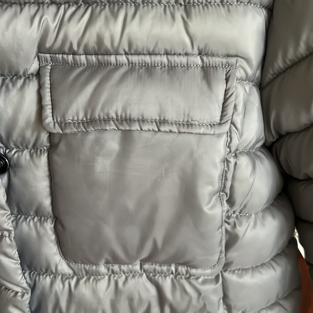 NWT Zella down coat - reversible - Picture 4 of 6